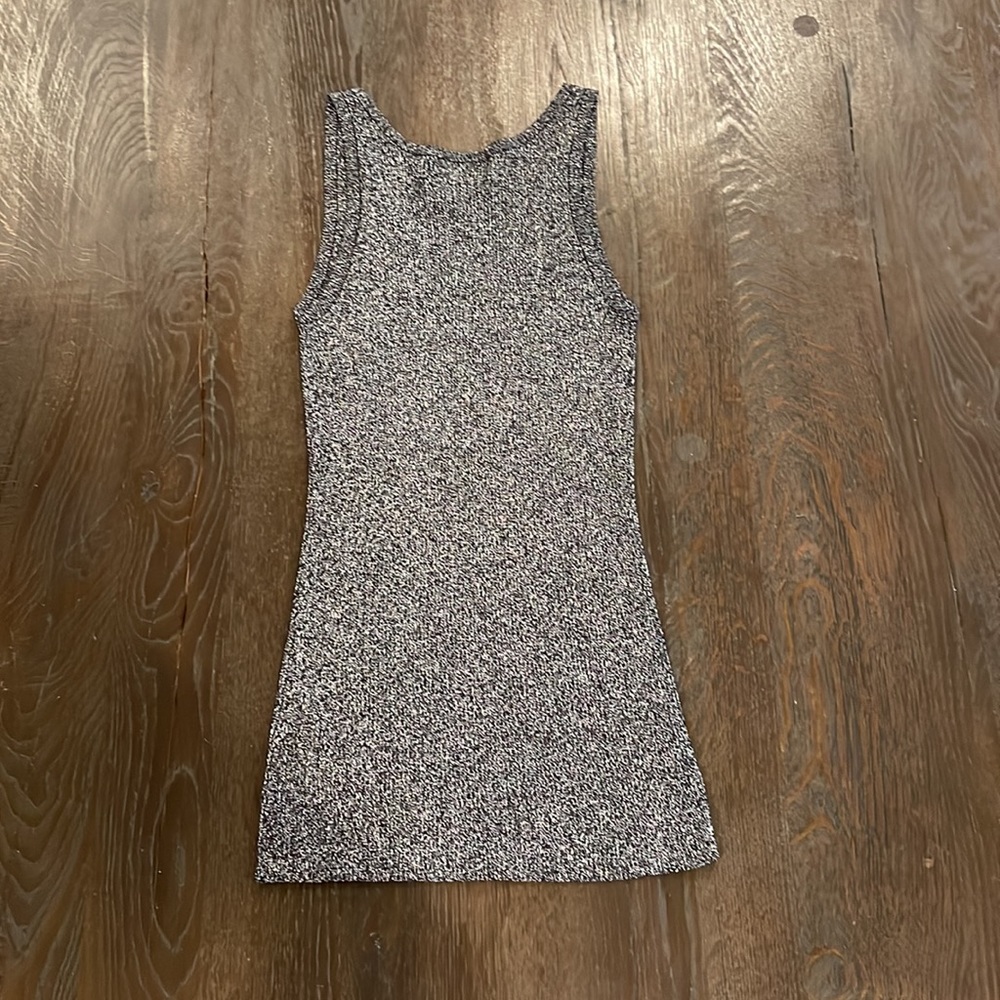 Top - Picture 3 of 5